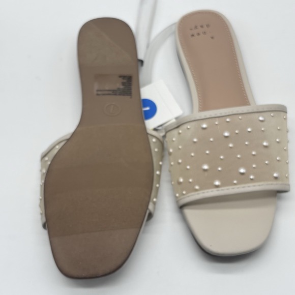 A‎ New Day Women's Elain Pearl Mesh Slide Sandals Size 7 NWT Beige - Picture 3 of 5